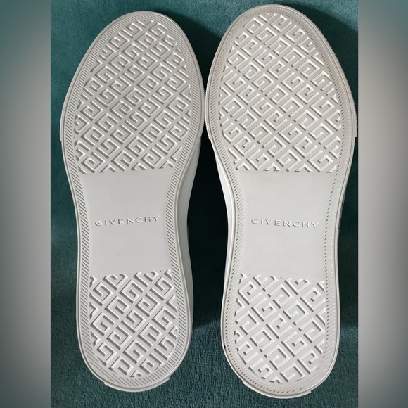 Givenchy City Sport Graffiti Logo Leather Sneakers - Picture 8 of 10
